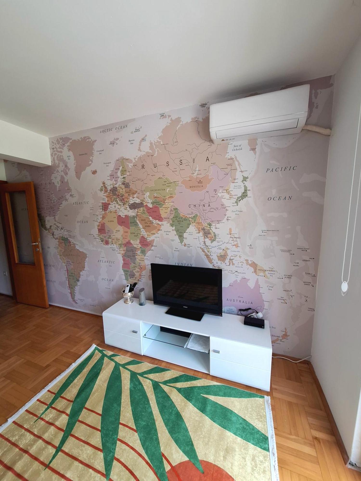 Story Apartment Pluzine